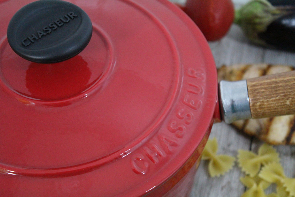 Chasseur French Enameled 2.5 qt. Cast Iron Sauce Pan in Red with Lid  CI_3483R_CI_59 - The Home Depot
